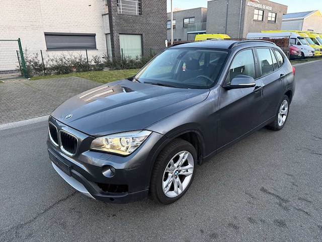 Bmw - 2014 - x1 - personenauto - afbeelding 8 van  24