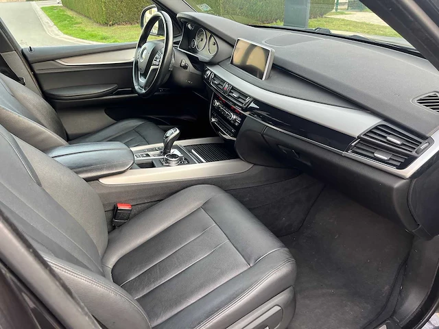 Bmw - 2014 - x5 - x5 - afbeelding 17 van  27