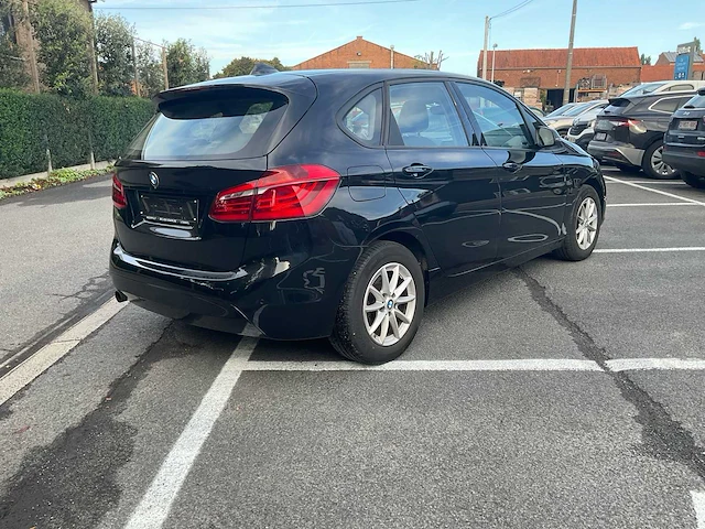 Bmw - 2015 - 216d active tourer - tourer - personenauto - afbeelding 15 van  19