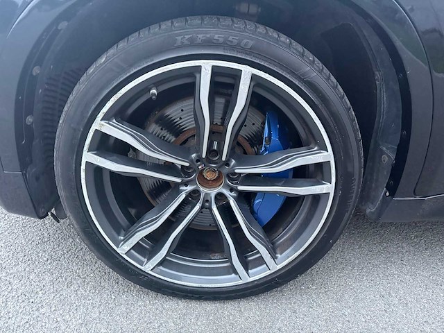 Bmw - 2015 - x5m - personenauto - afbeelding 13 van  37