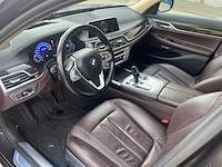 Bmw - 2016 - 730 d - - personenauto - afbeelding 19 van  39
