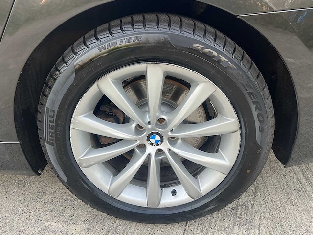 Bmw - 2016 - 730 d - personenauto - afbeelding 18 van  41
