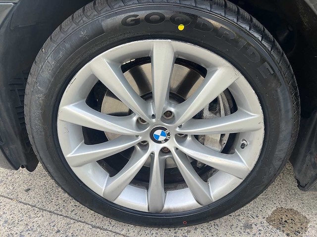Bmw - 2016 - 730 d - personenauto - afbeelding 19 van  41
