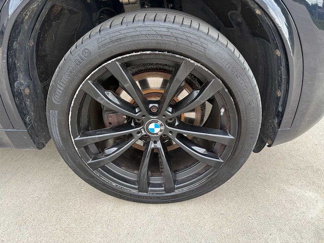 Bmw - 2017 - x5 - xdrive40e iperformance - personenauto - afbeelding 12 van  26