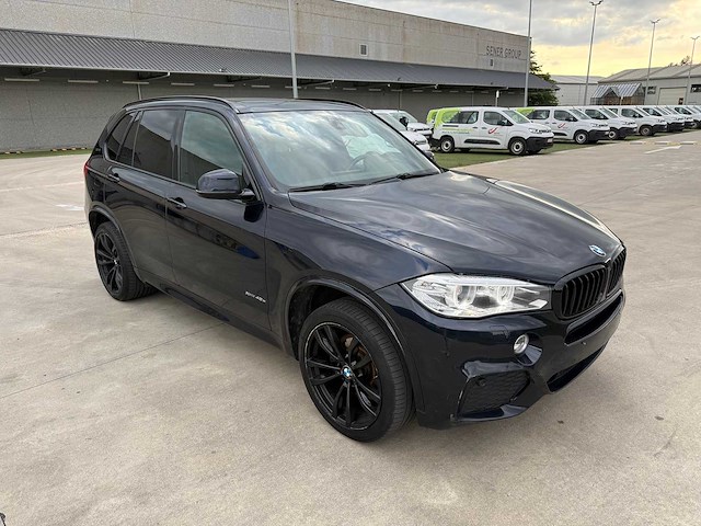 Bmw - 2017 - x5 - xdrive40e iperformance - personenauto - afbeelding 24 van  26