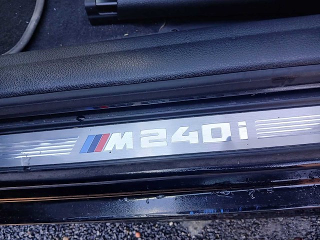 Bmw - 2018 - 240i m sport - afbeelding 2 van  19
