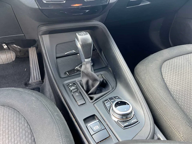 Bmw - 2018 - x1 - sdrive18d - personenauto - afbeelding 11 van  31