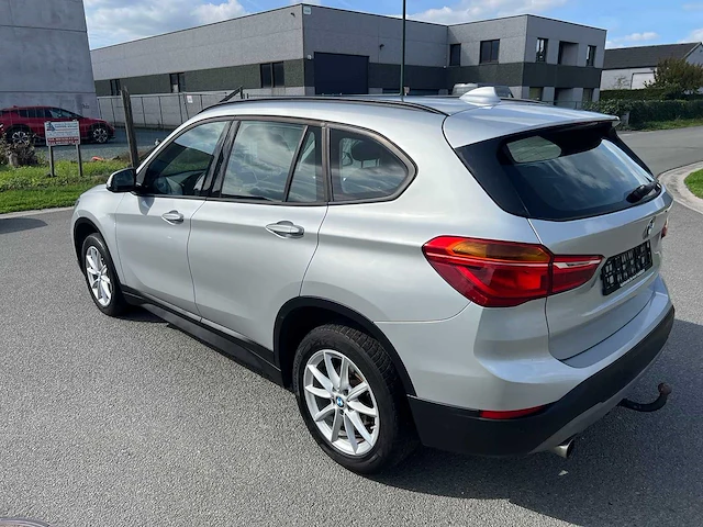 Bmw - 2018 - x1 - sdrive18d - personenauto - afbeelding 15 van  31