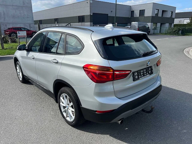 Bmw - 2018 - x1 - sdrive18d - personenauto - afbeelding 3 van  31