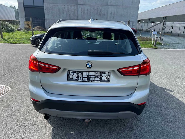 Bmw - 2018 - x1 - sdrive18d - personenauto - afbeelding 4 van  31