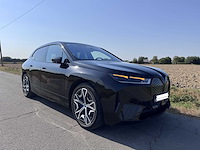 Bmw - 2023 - ix - xdrive 40 - personenauto - afbeelding 4 van  6