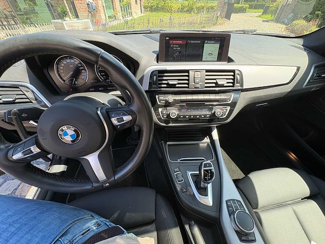 Bmw - 240i m sport - 2018 - afbeelding 10 van  31