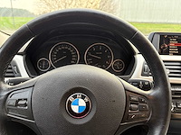Bmw - 318d - personenauto - afbeelding 6 van  23