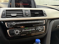 Bmw - 318d - personenauto - afbeelding 10 van  23