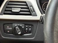 Bmw - 318d - personenauto - afbeelding 11 van  23