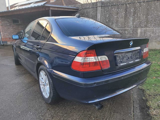 Bmw - 318i - 346l - car - 2002 - afbeelding 6 van  18