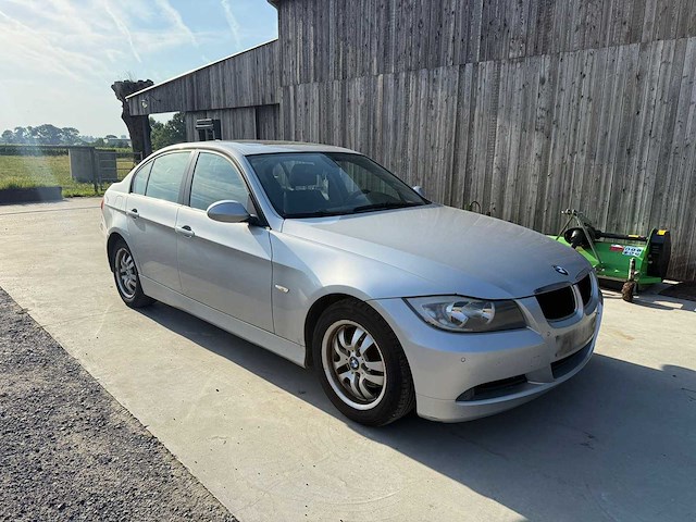 Bmw - 320d - car - 2006 - afbeelding 1 van  35