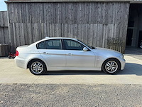 Bmw - 320d - car - 2006 - afbeelding 23 van  35