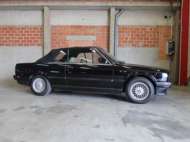 Bmw - 325i - cabriolet - classic cars >15 - afbeelding 36 van  43