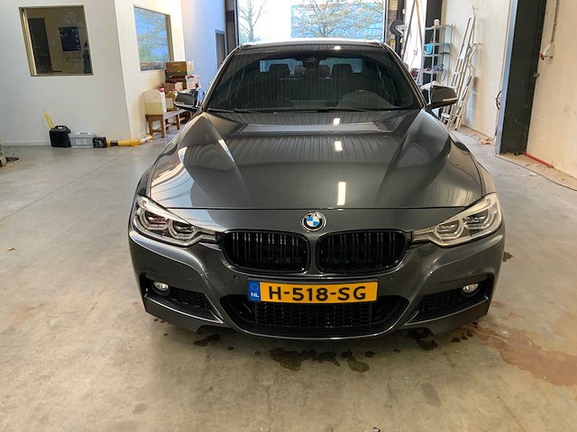 Bmw - 330d - f30 lci - car - 2016 - afbeelding 21 van  22
