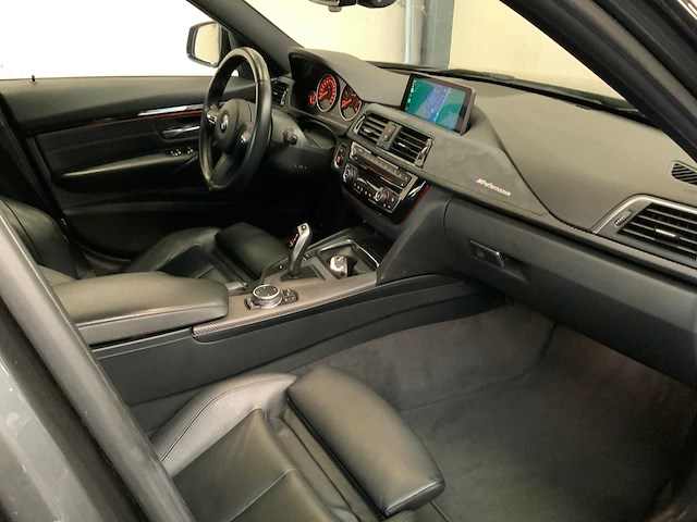 Bmw - 330d - f30 lci - car - 2016 - afbeelding 4 van  22
