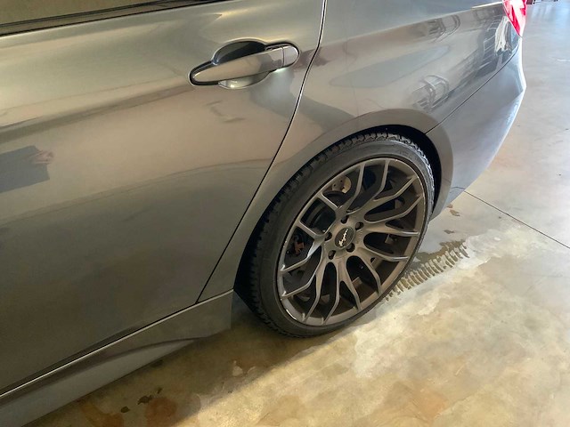 Bmw - 330d - f30 lci - car - 2016 - afbeelding 10 van  22