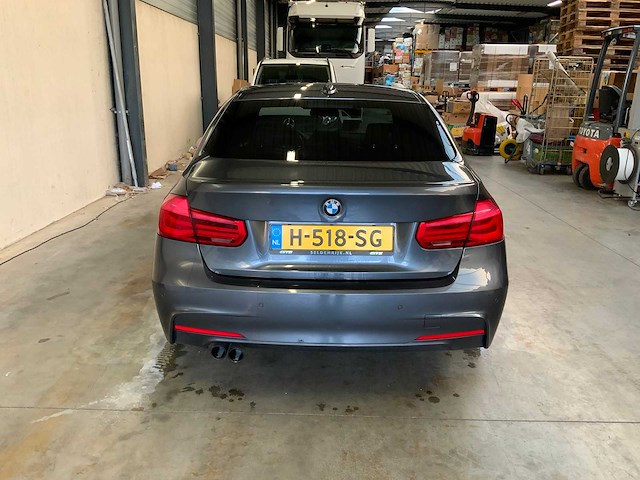 Bmw - 330d - f30 lci - car - 2016 - afbeelding 16 van  22