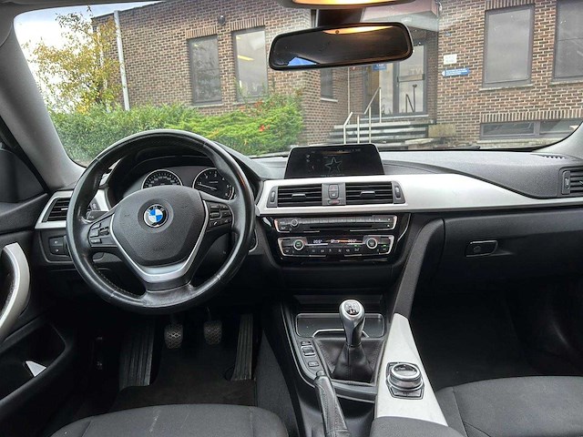 Bmw - 420d - car - 2017 - afbeelding 2 van  16
