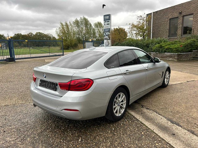Bmw - 420d - car - 2017 - afbeelding 9 van  16