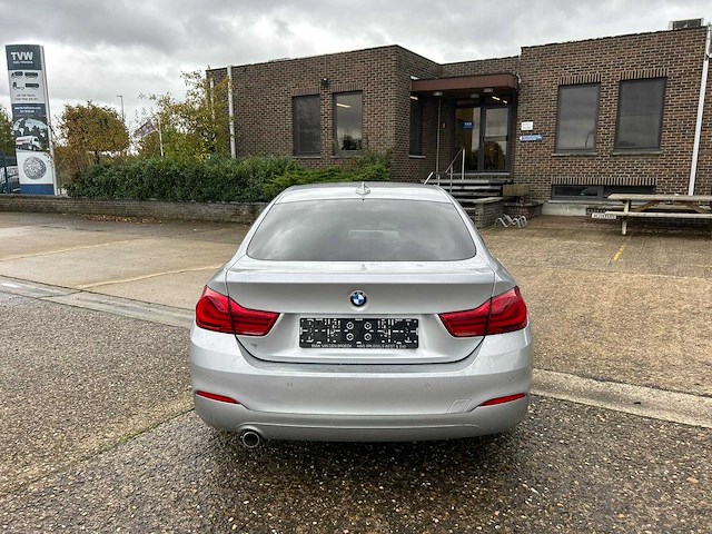 Bmw - 420d - car - 2017 - afbeelding 11 van  16