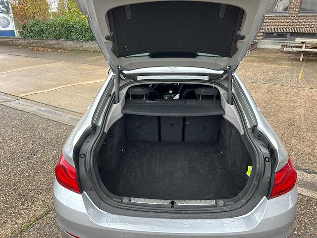 Bmw - 420d - car - 2017 - afbeelding 15 van  16