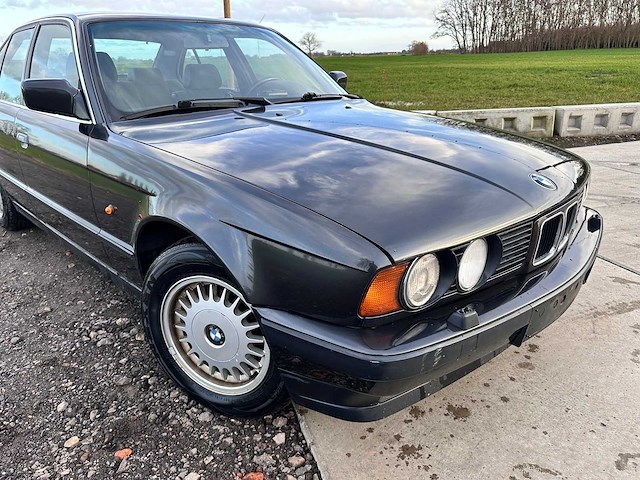 Bmw - 5 serie - 524td - oldtimer - afbeelding 22 van  33