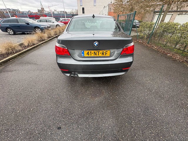 Bmw - 5-serie - 525i executive - car - 2004 - afbeelding 2 van  16