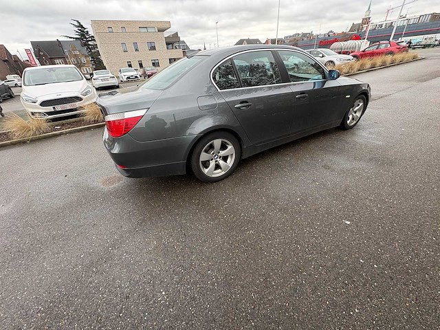 Bmw - 5-serie - 525i executive - car - 2004 - afbeelding 17 van  18