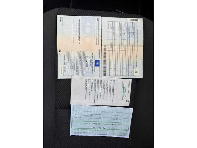 Bmw - 520i - 6 cilinder - benzine - personenauto - afbeelding 13 van  20