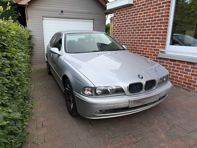 Bmw - 520i - 6 cilinder - benzine - personenauto - afbeelding 12 van  20