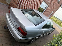 Bmw - 520i - 6 cilinder - benzine - personenauto - afbeelding 15 van  20