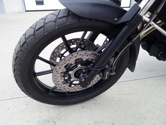 Bmw - f 700 gs - motorfiets - afbeelding 4 van  9