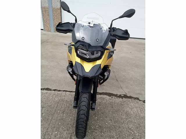 Bmw - f 750 gs - motorfiets - afbeelding 8 van  9