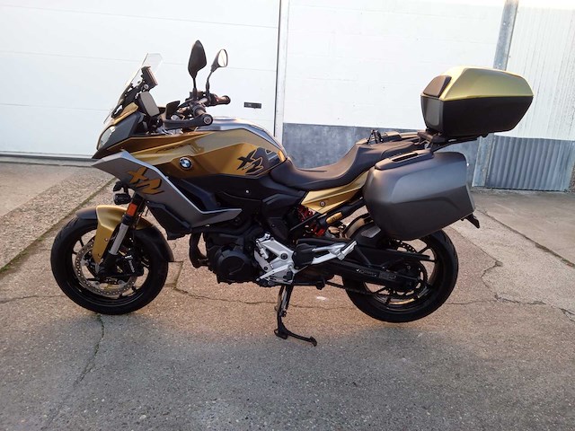 Bmw - f 900 xr - motorfiets - afbeelding 1 van  12