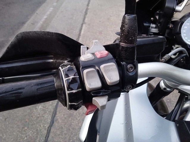 Bmw - gs 1200 lc - motorfiets - afbeelding 5 van  16