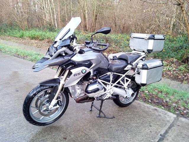 Bmw - gs 1200 lc - motorfiets - afbeelding 12 van  16