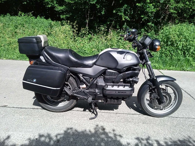 Bmw - k 100 lt - motorfiets - afbeelding 1 van  7