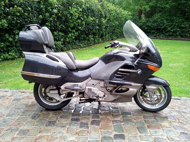 Bmw - k 1200 lt - motorfiets - afbeelding 1 van  5