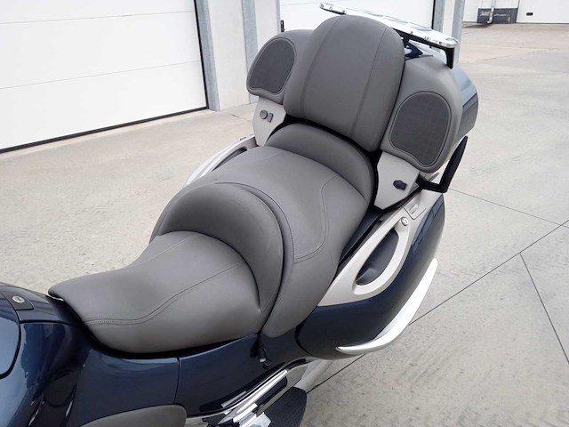 Bmw - k 1200 lt - motorfiets - afbeelding 10 van  10