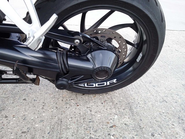 Bmw - k1200 r - motorfiets - afbeelding 8 van  9