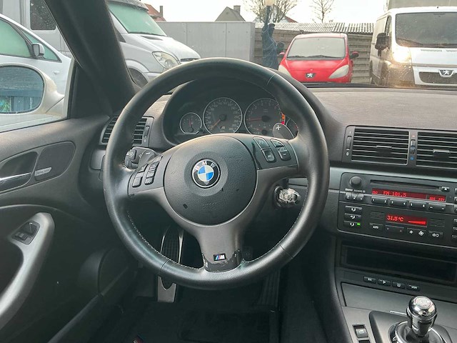 Bmw - m3 - car - 2002 - afbeelding 10 van  34