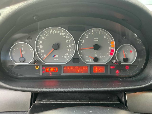 Bmw - m3 - car - 2002 - afbeelding 13 van  34