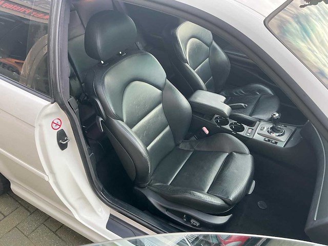 Bmw - m3 - car - 2002 - afbeelding 18 van  34