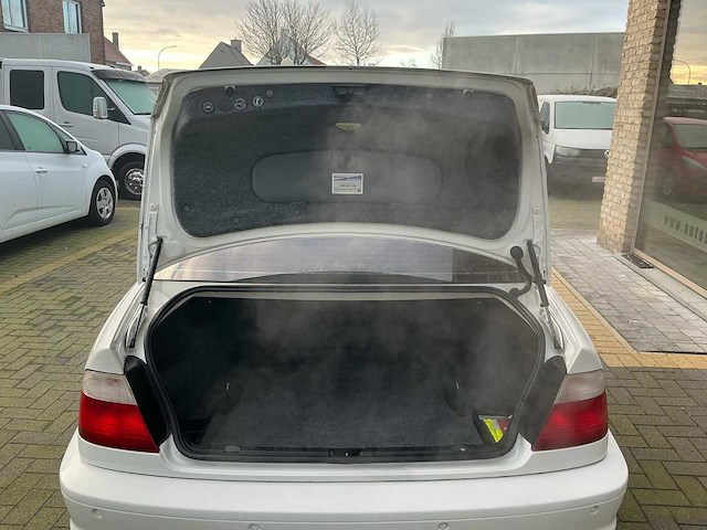 Bmw - m3 - car - 2002 - afbeelding 22 van  34